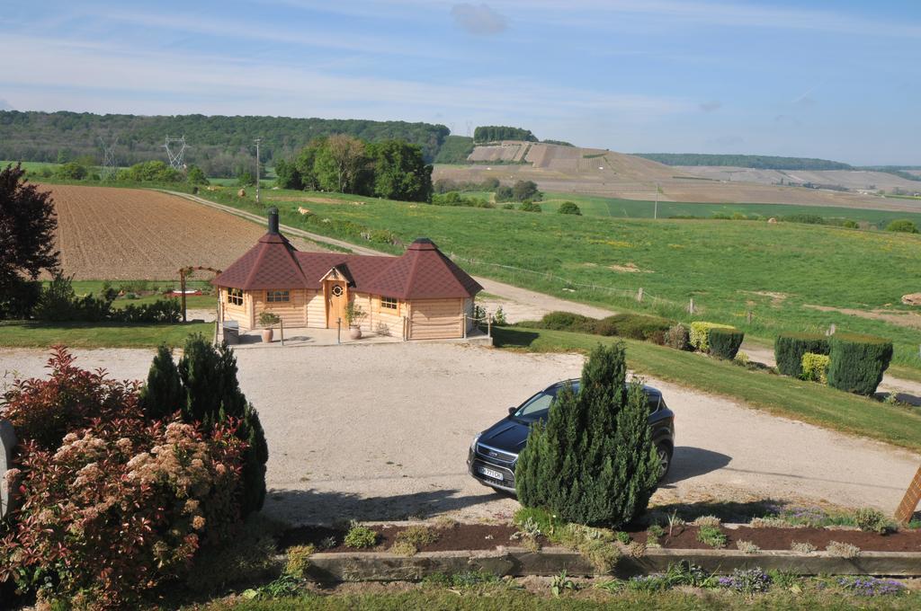 Villa La Boulonne Festigny  Exterior foto