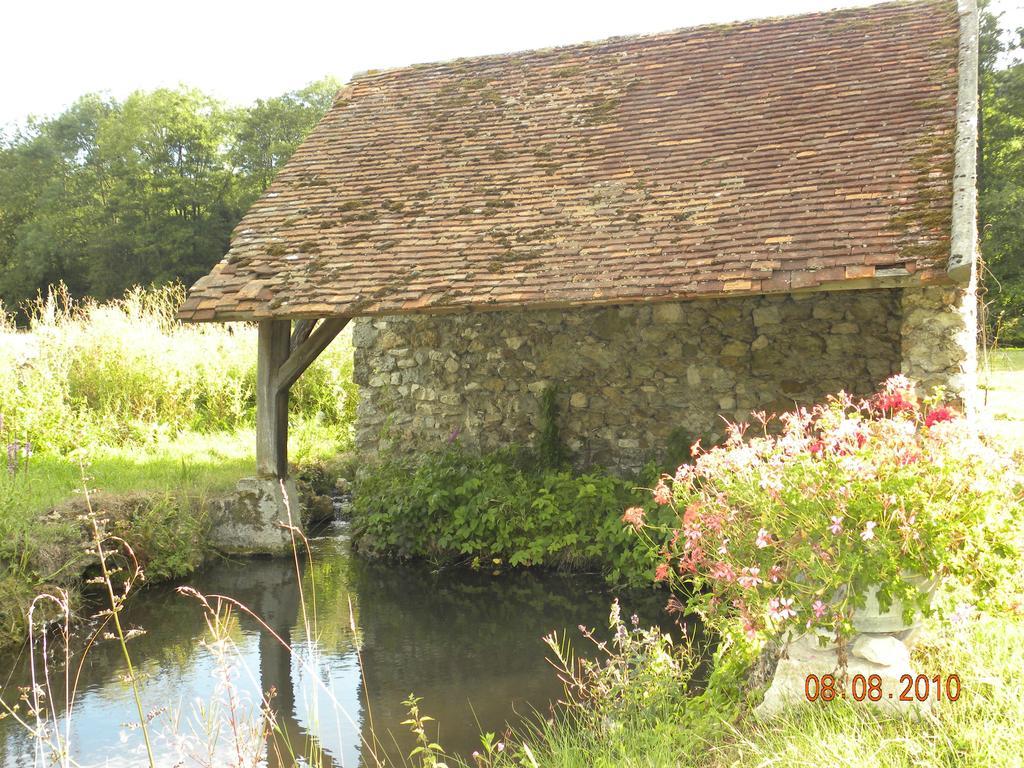 Villa La Boulonne Festigny  Exterior foto